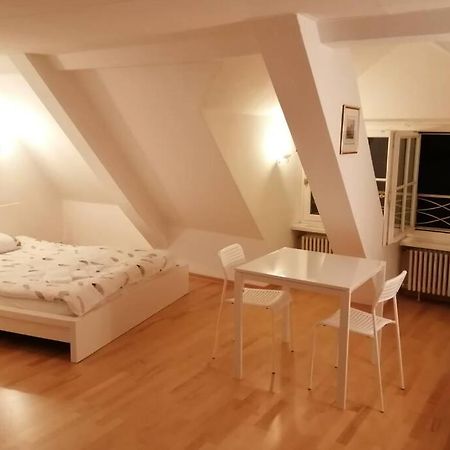 Studio F Am Barfusserplatz Central Old Town Lägenhet Basel Exteriör bild