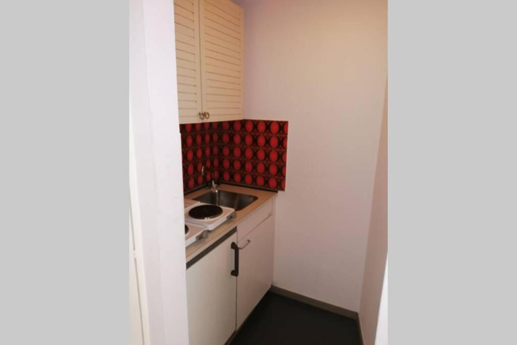 Studio F Am Barfusserplatz Central Old Town Lägenhet Basel Exteriör bild